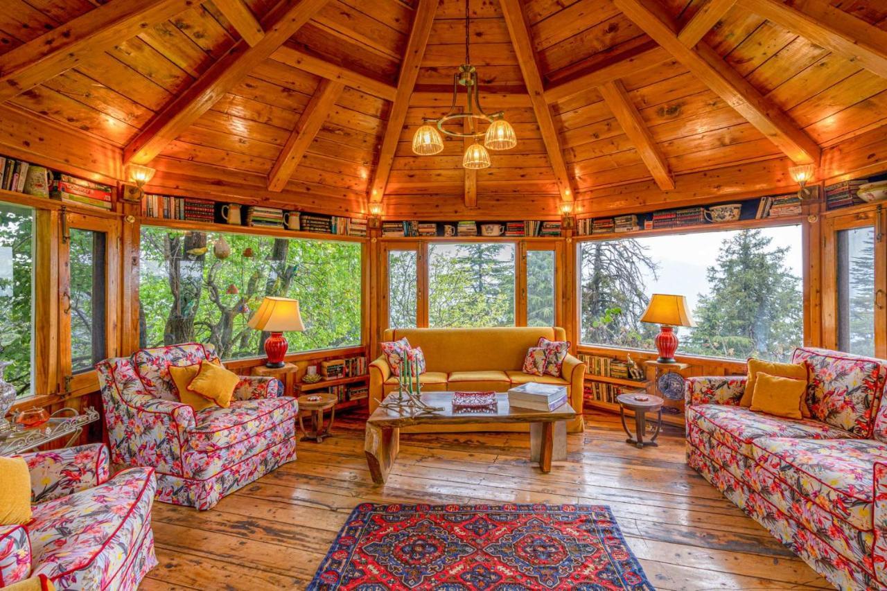Stayvista At Violet Hill With Bonfire, Gazebo & Hill View Shimla Eksteriør billede