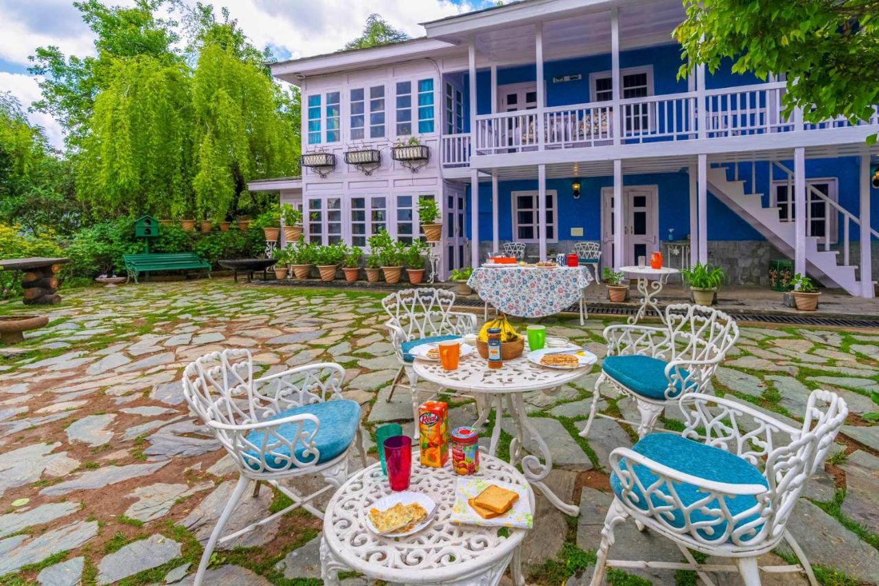 Stayvista At Violet Hill With Bonfire, Gazebo & Hill View Shimla Eksteriør billede
